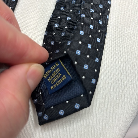 Club Room Silk Tie - Picture 4 of 5